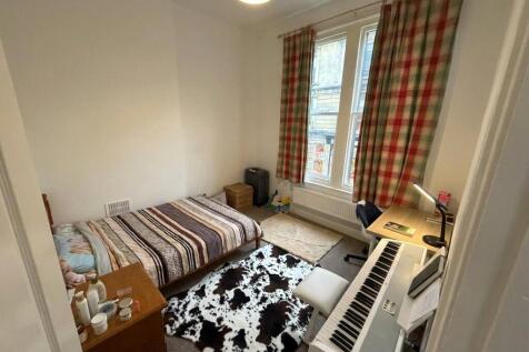Regent Street, Flat 2, 1st Floor, Clifton Village, Bristol, BS8 photo 4