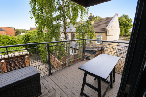 balcony