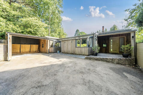 1299007-21-683df6...