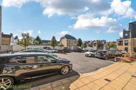 ab2118bb-3c7a-417...