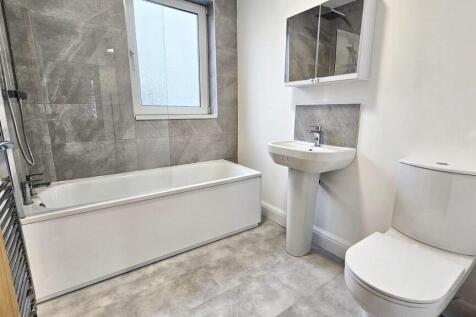 WhatsApp Image 2025-11-13 at 15.30.19.jpeg