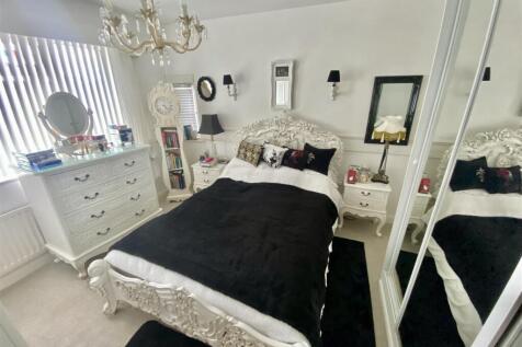 Bramleys Estate Agents - Woodsome Avenue - Mirfiel