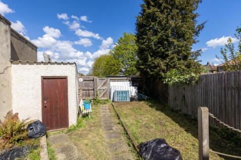 58 Manor Road-18.jpg