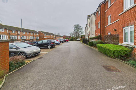 CAM03852G0-PR0495-STILL009-thumbnail-h750-70