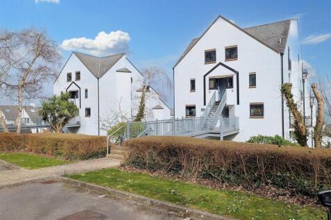 Entrance to Seaview Bay