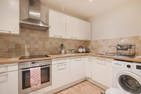 Kitchen (1)