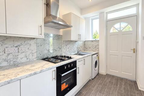 Appin Crescent, Dunfermline, Fife, KY12 photo 4