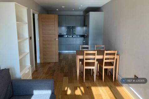 London Road, Kingston Upon Thames, KT2 photo 3
