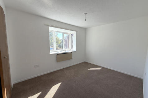 Thellusson Road, Rendlesham, Woodbridge photo 5