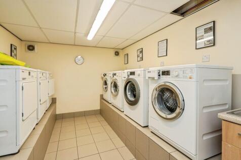 Communal Wash Are...