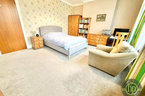 IMG-20251209-WA00...