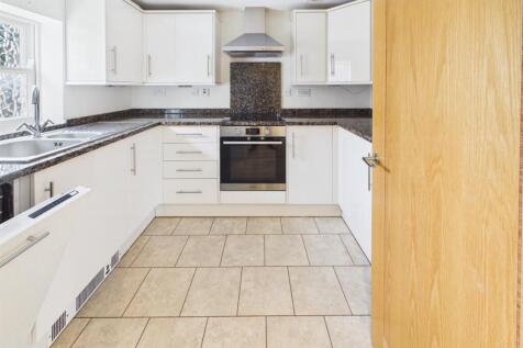 Top Floor Apartment, Ivy House, Duffield Village, Derbyshire photo 5