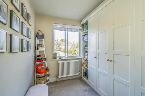 Breacon Avenue, Drayton-PorticoMarketing-Nexa-10.j