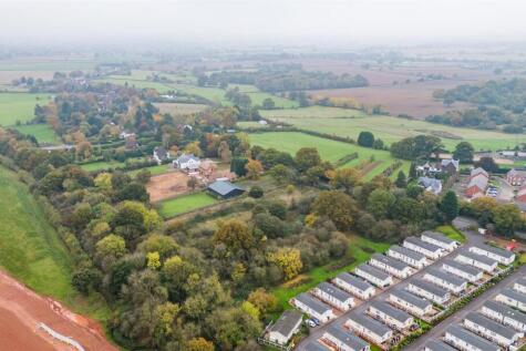 Red Lane, Burton Green