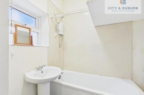 CAM01351G0-PR0194-STILL011