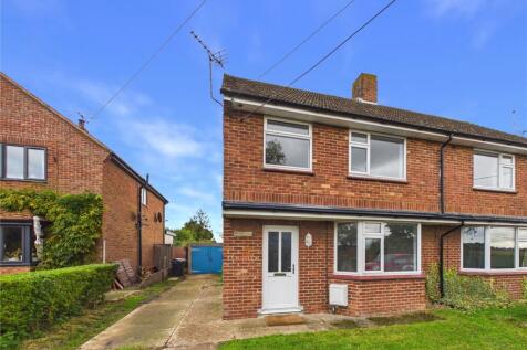 3-bed semi-detached on Clacton Road, Wix, Manningtree, CO11, £1,300/mo