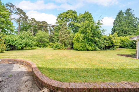 1298614-4-68307b8...