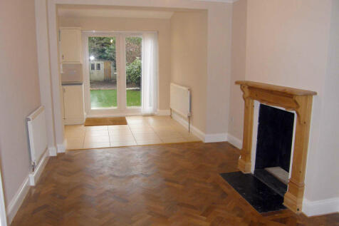 HIGH ROAD, Broxbourne, EN10 photo 3