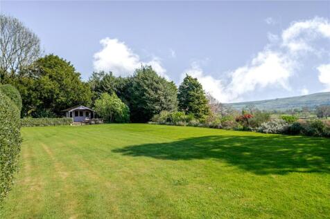 Garden &amp; Summer Hous