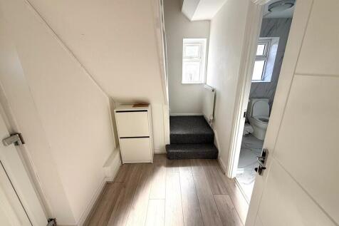 Hornbeam Road, Hayes photo 5
