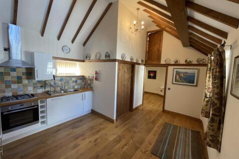 KITCHEN/DINER/LOUNGE