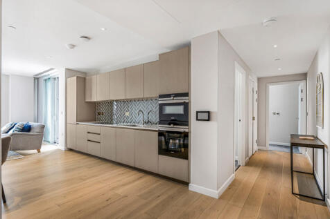Reception/Kitchen