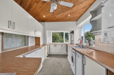 Kitchen (1)