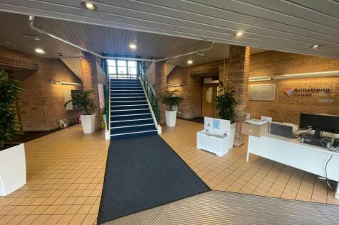 Serviced Office to rent Image 9