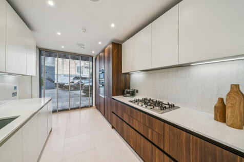 Cotswold Mews, London, SW11 photo 4