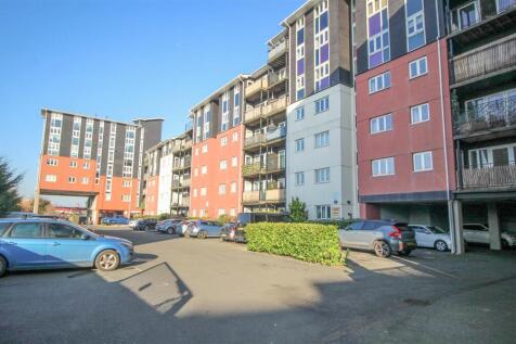 Wickford, SS11 - property photo
