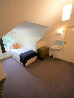 Applecross, Bournemouth photo 3