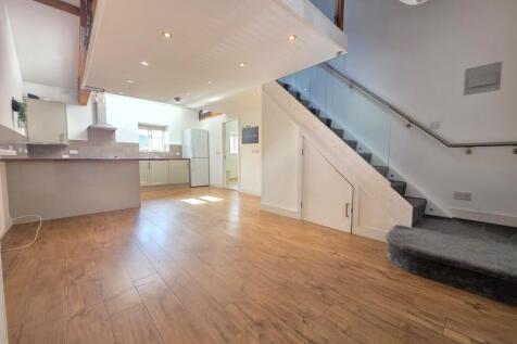 1 Bedroom Flat