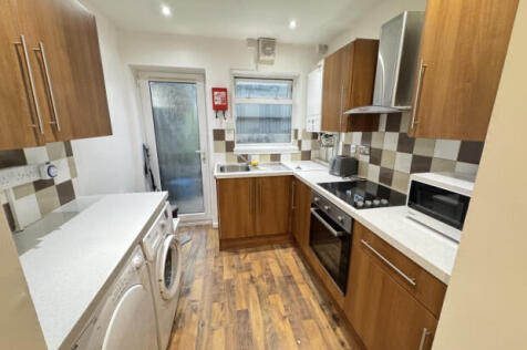 Rhymney Street Cardiff photo 4