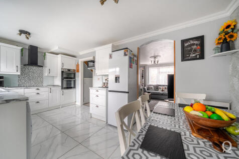 d33ac924-9d75-43d...