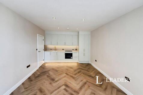 Kitchen/Living Area