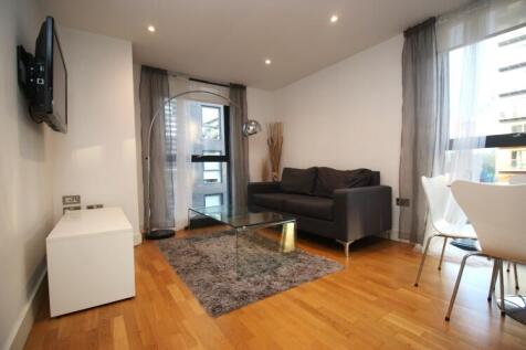 Living room 2