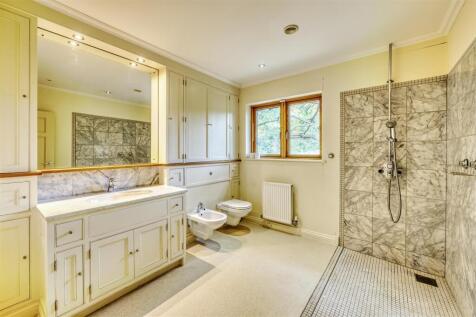 Tollbar Rd Islip-25.jpg