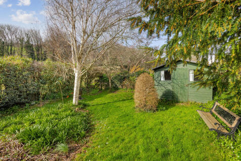 A11 - Avon House, Kingsbridge - 260304