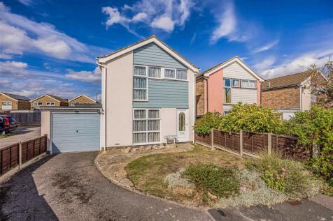 35 Sidlesham Close, Hayling Island-Small-PorticoMa