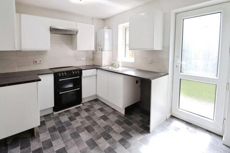 Slepe Crescent, Poole, BH12 photo 4