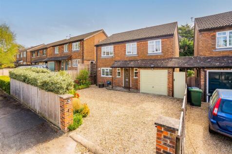 24 Maybrook Gardens-15.jpg