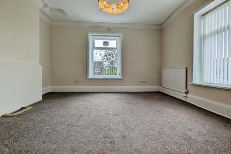 Benyon Street, Lees, Oldham, OL4 photo 5