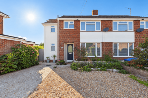 4 Bedroom Semi Detached House for Sale within wal