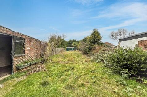 52 Kingscroft Road, Banstead, Surrey, SM7 3LY