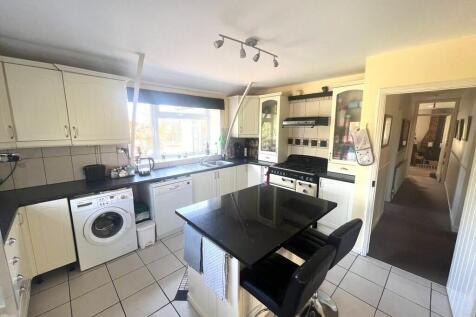 IMG-20250414-WA00...