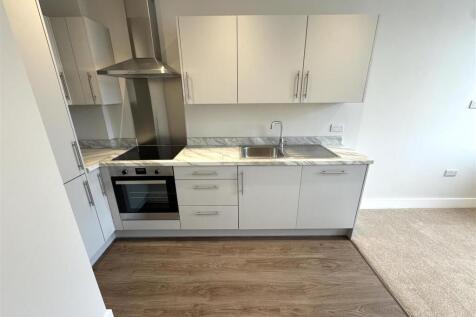 Kitchen pic 3.jpeg