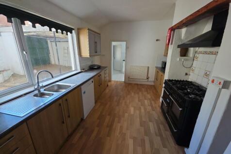 St. James Road, Exeter photo 4