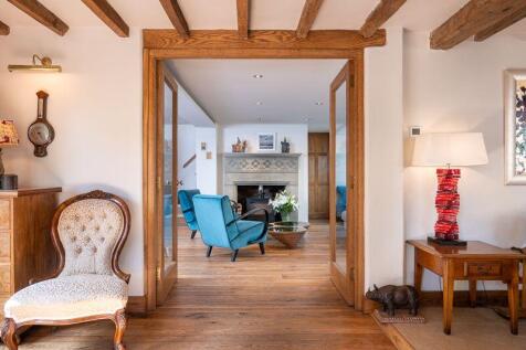 Snug through to Living area