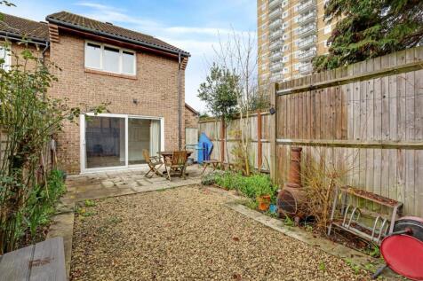 01-c530JHPropWpen - 28 Jasmine Grove - 25.jpg