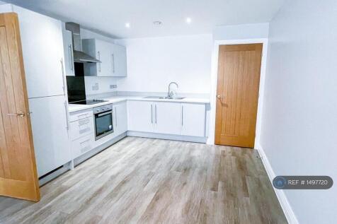 1-bed flat on Crawley Green Road, Luton, LU2, £1,050/mo